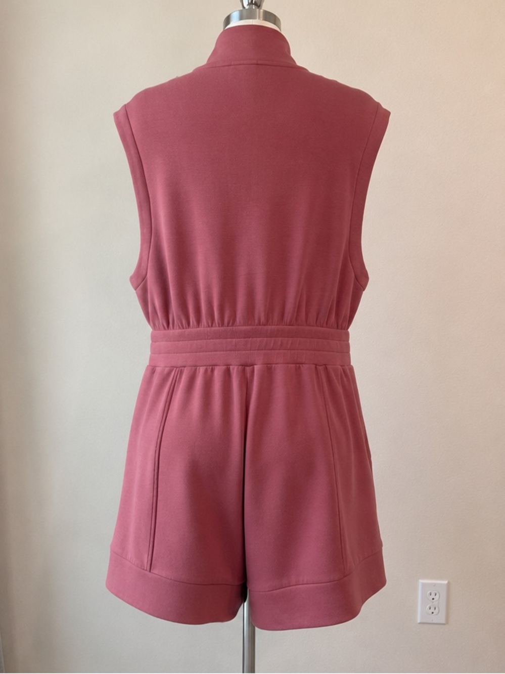 Varley Linvale Playsuit Romper Zip-Front Top Size Large Doublesoft Rose Rosewood - Picture 15 of 15